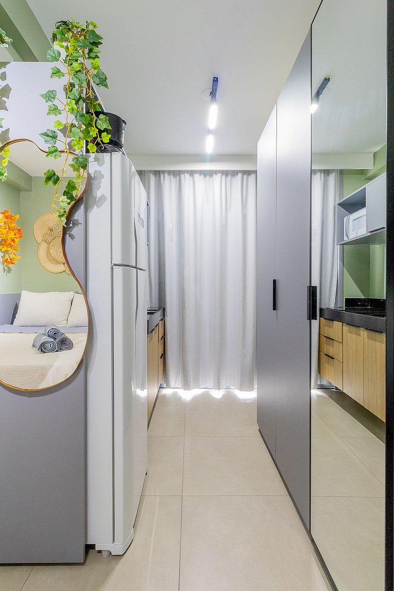 Moema | Varanda e coworking próximo ao metrô
