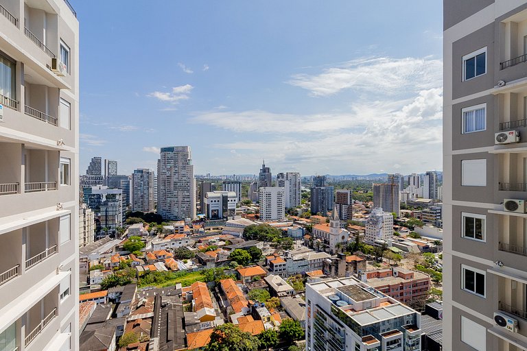 Pinheiros | 22th Floor, up to 4 Guests + Balcony